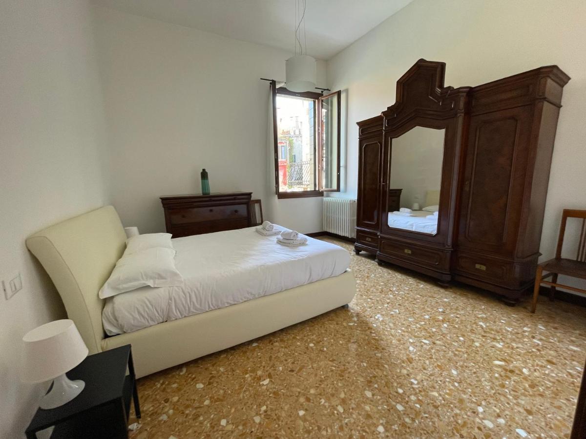 Ca' Luciano, Wonderful View Apartment Venesia Bagian luar foto